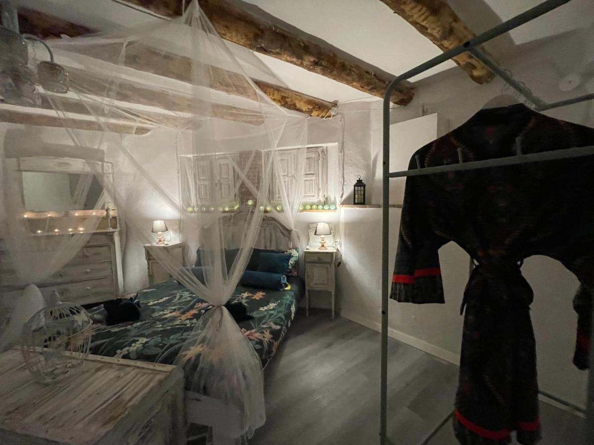 Ferienwohnung El Secret De La Llegenda El Drac Vilaverd Exterior foto